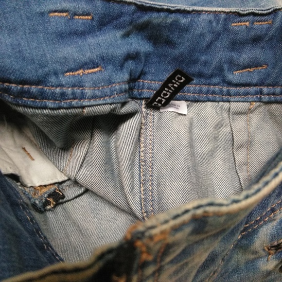 Divided By H&M Moto Distressed Denim Mini Skirt - Picture 4 of 4